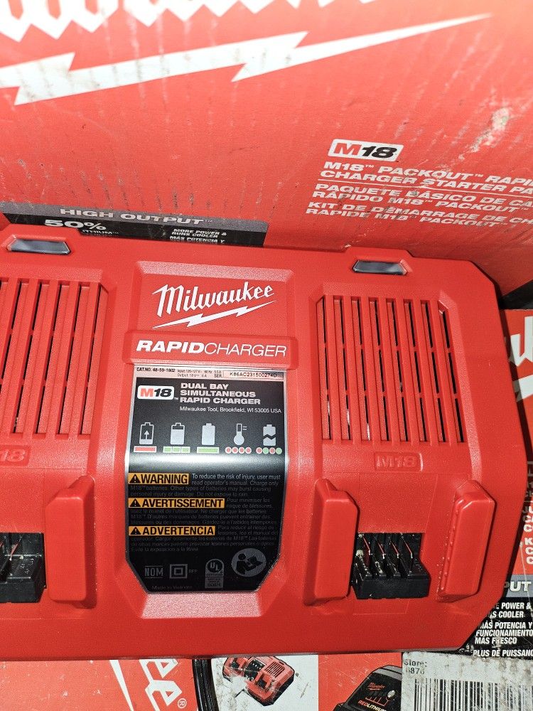 Milwaukee Rapid Charger Dual Bay Simultáneous Home & Garden