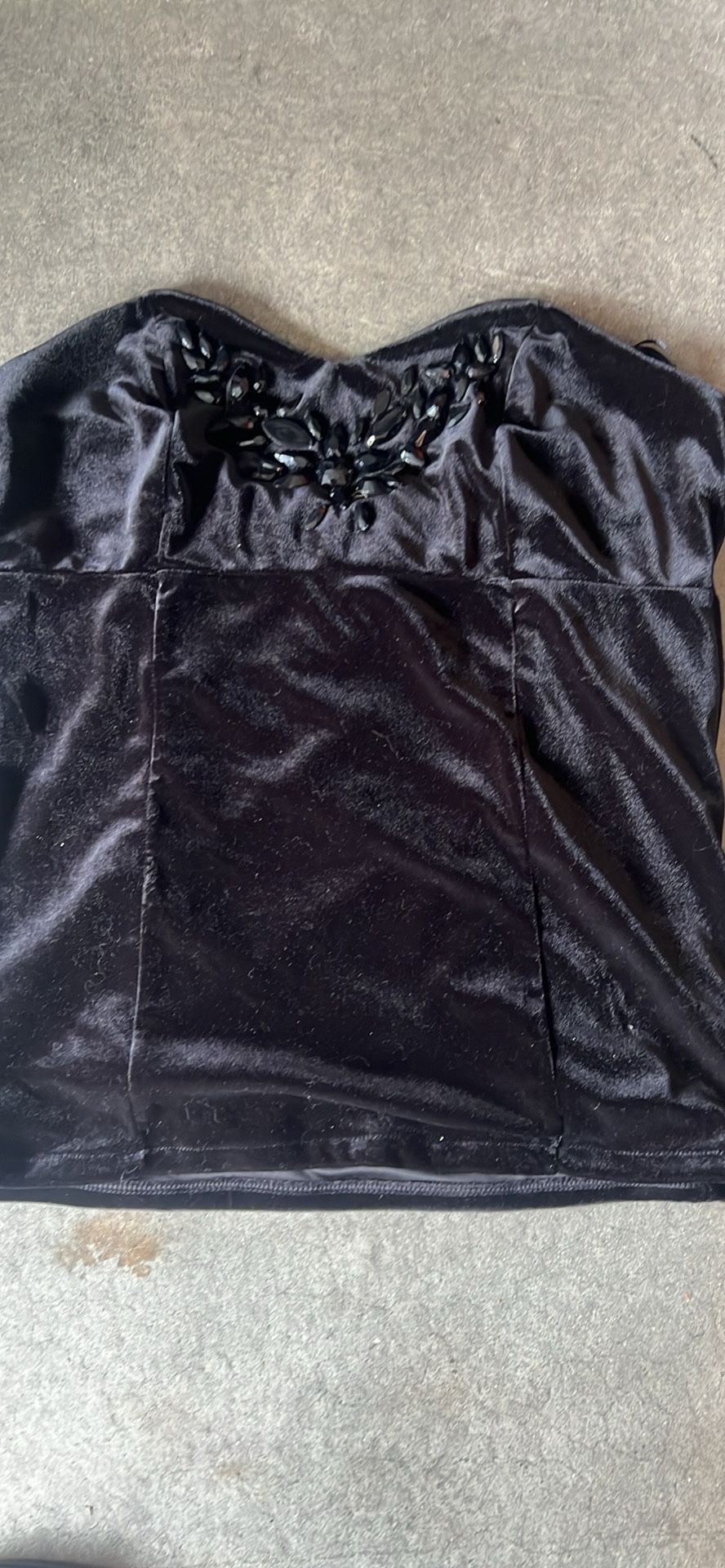 Strapless top