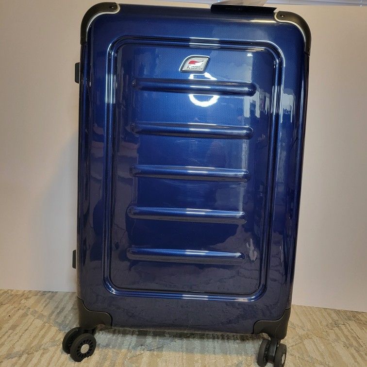 Hard shell spinner 25in suitcase