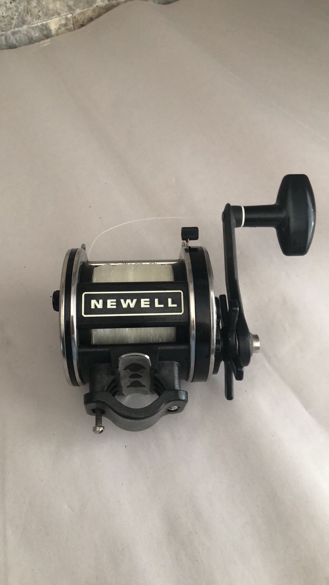 NEWELL No Letter 533-5.5 Fishing Reel backed with Spectra line.