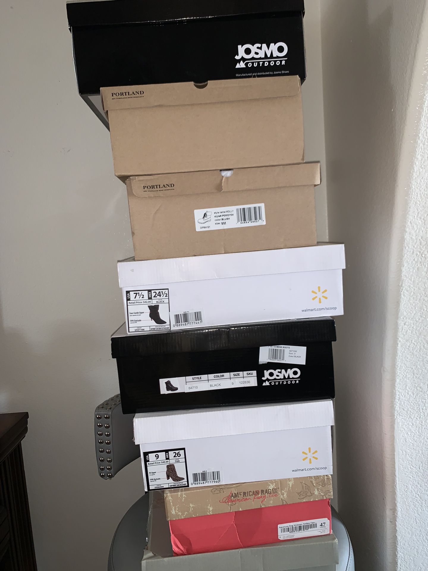 Walmart Wholesale Shoes for Sale in Tulare, CA - OfferUp