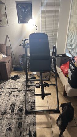 Inversion table