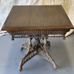 *ANTIQUE* VICTORIAN Wicker Uniquely Exquisite Natural Wicker Table w/Wood Top