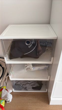 Storage boxes