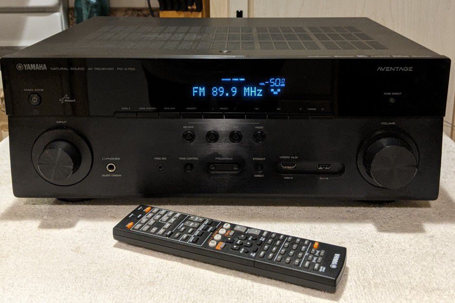 Yamaha Aventage Stereo or 7.2 Surround Receiver with Remote 