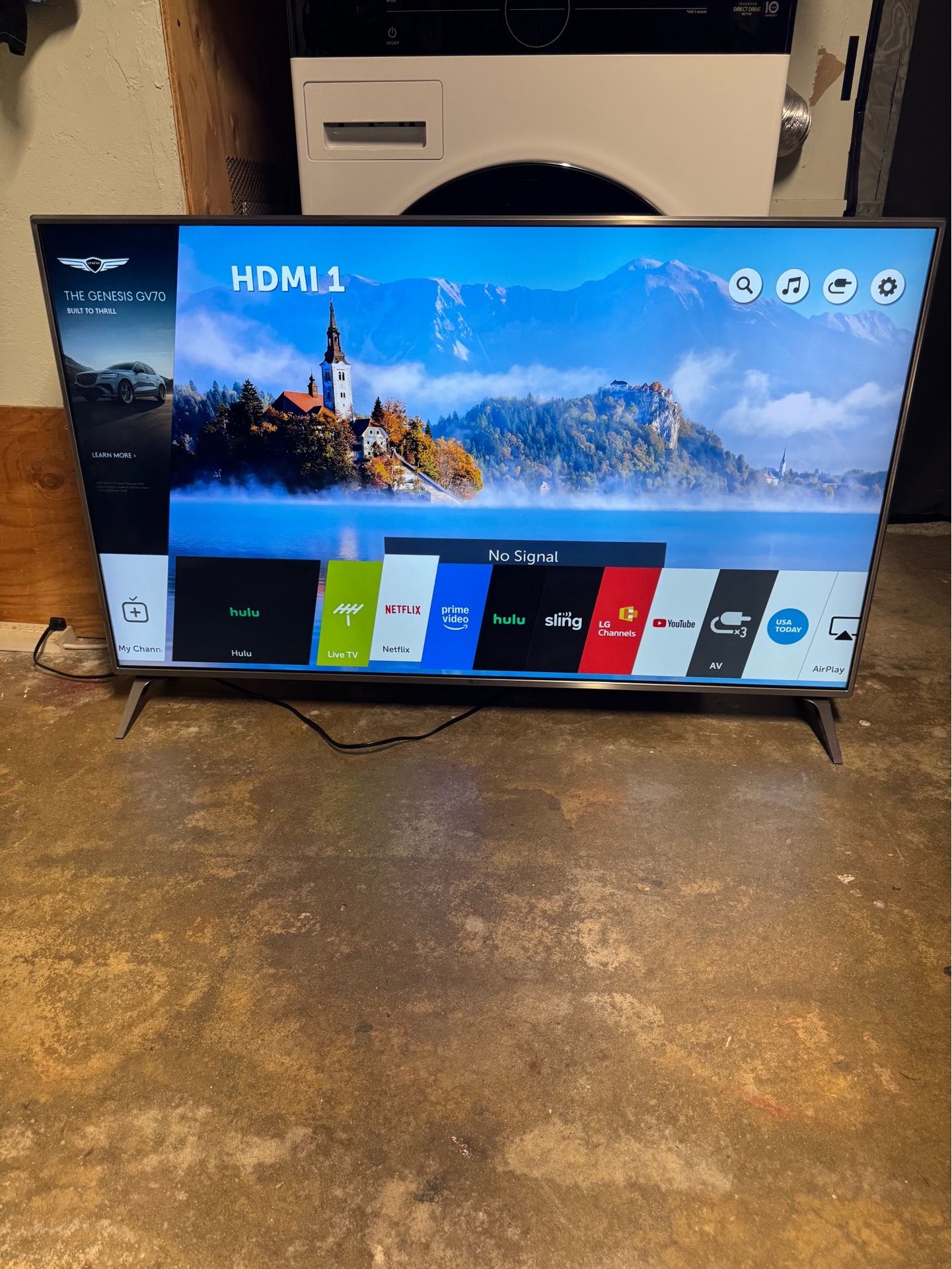 55 inch LG 4K HDR Smart TV