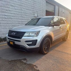 2017 Ford Explorer