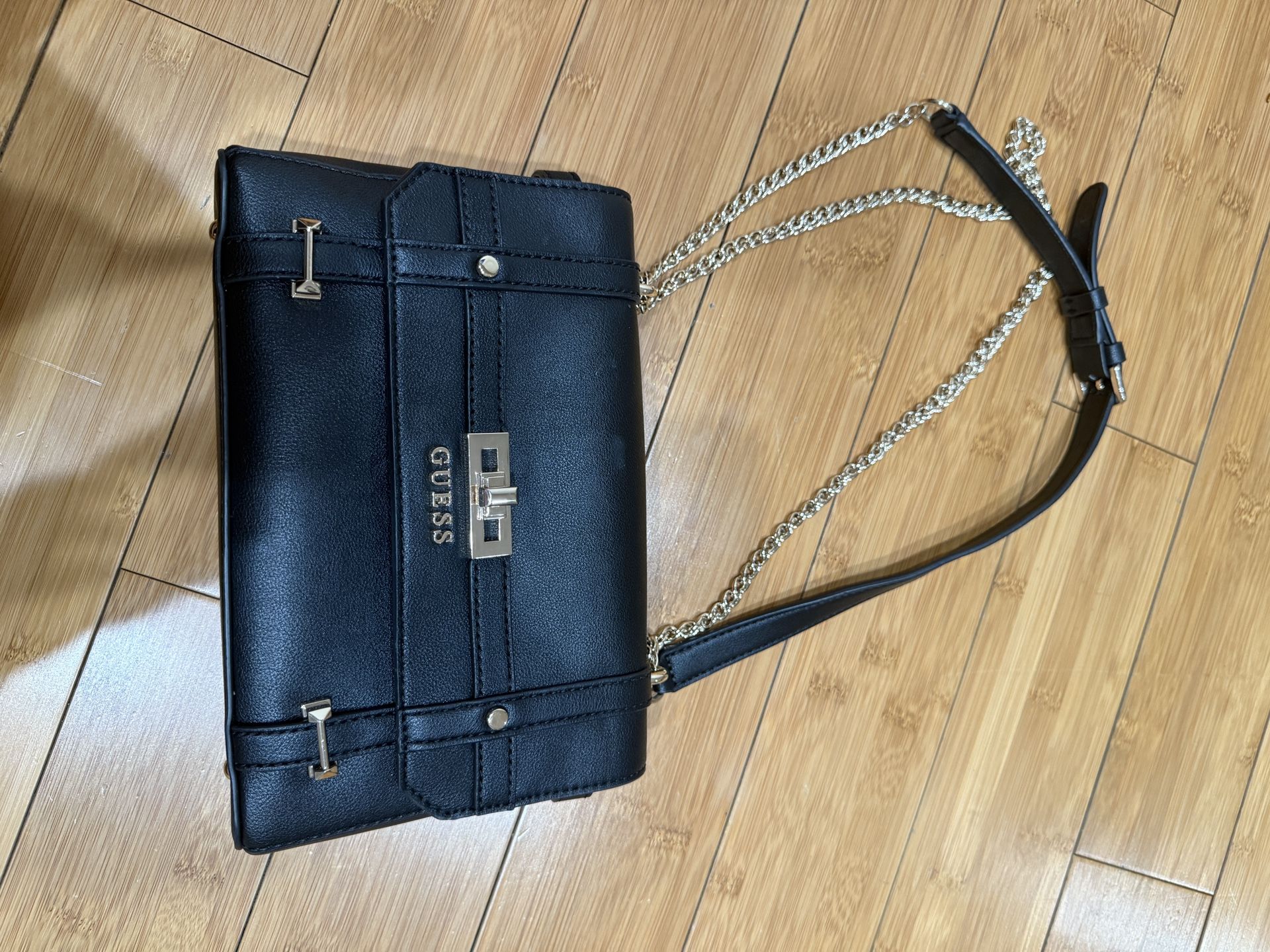 Guess crossbody bag