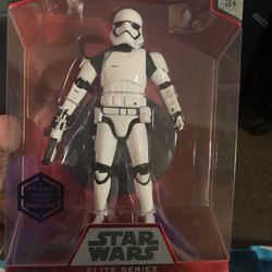 Star Wars stormtrooper Elite Series