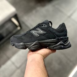 New Balance 9060 “Triple Black” (GS) Sizes 4Y - 7Y IN HAND BRAND NEW