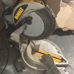 Table Chain Saw