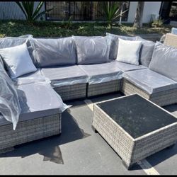 Brand New Outdoor Conversation Patio Set 7pcs in Gray