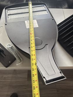 Area Lights Hard Ware.  5000k. 110’v   25$ A Peace 