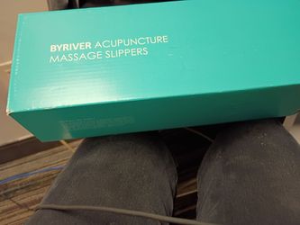 Acupuncture massage slippers