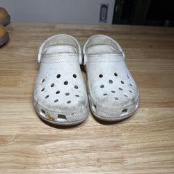 Crocs C13