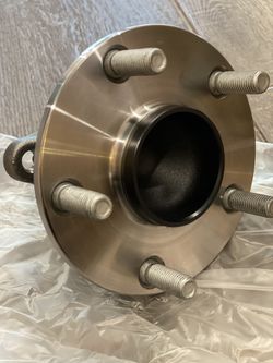 Toyota Lexus Genuine Front Axle Hub Sub-Assembly, RH