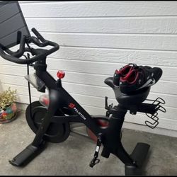Peloton Bike
