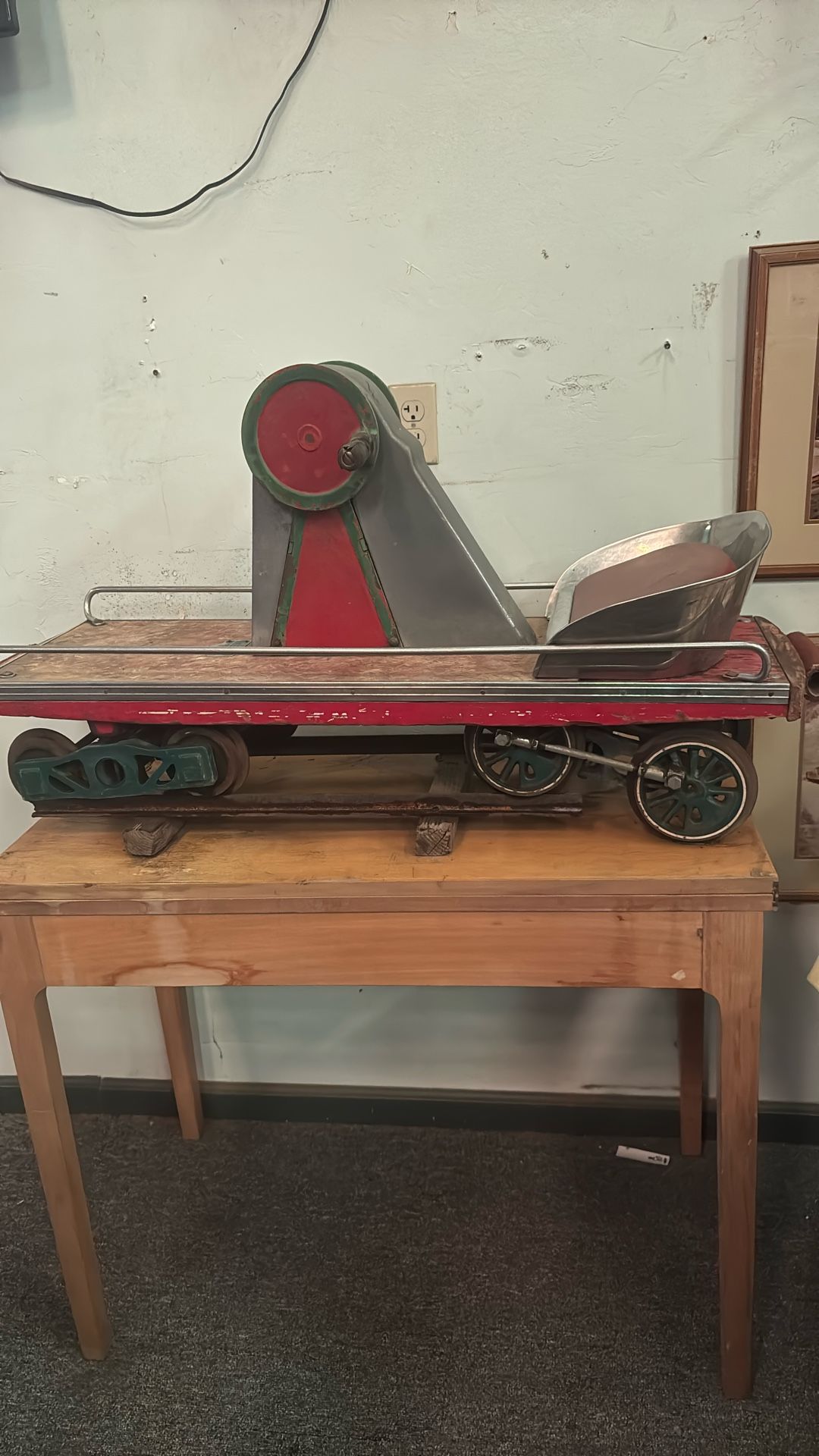Hodges Amusement Hand Car