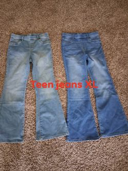 2 pair jeans leggings and bras for woman