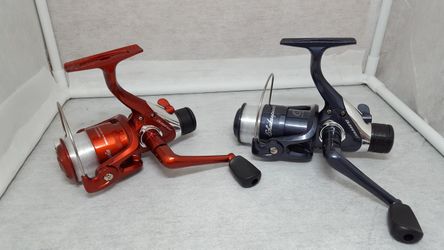 Shakespeare fishing real (SOLD SEPARATELY)