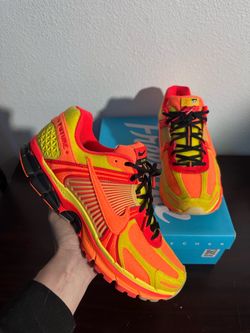Size 9.5 Doernbecher Nike Vomero 5