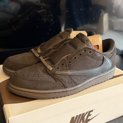 Travis Scott x Jordan Air Jordan 1 Low OG Velvet Brown