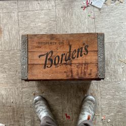 Old Milk Crate 