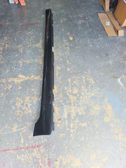 BMW 530E XDriver 2018-2023 OEM Right Side Skirt / Rocker Panel (M) (contact info removed)