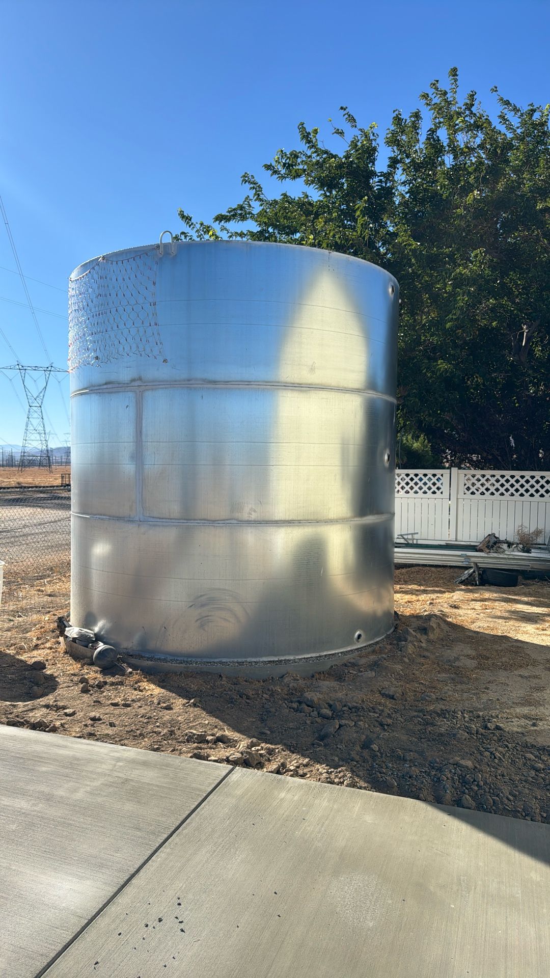 10000 Gal Water Tank