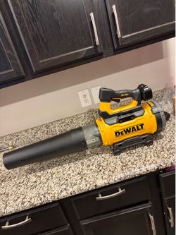 DEWALT FLEXVOLT 60V MAX 160 MPH 760 CFM Brushless Cordless Battery Powered Blower (Tool-Only)
