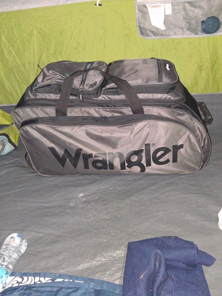 Wrangler Rolling Duffle