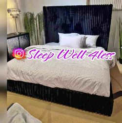 New queen bed