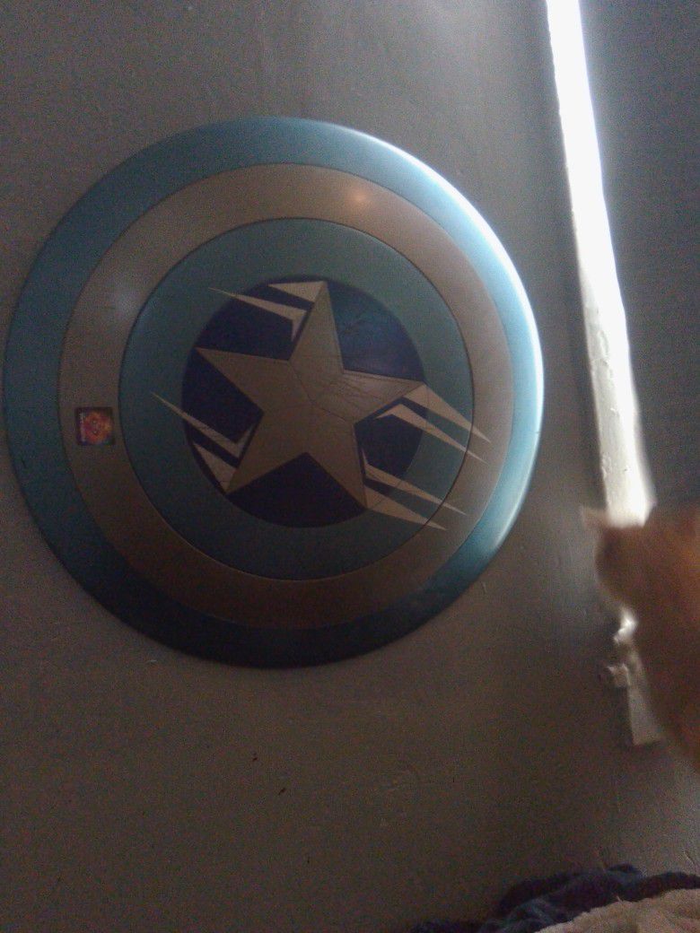 Captain America/Captain Spider Shield