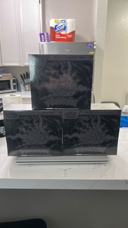 Pokémon Pitch Black ETB’s