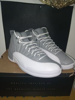 Air Jordan 12 Retro Men Sz 12 W/Box