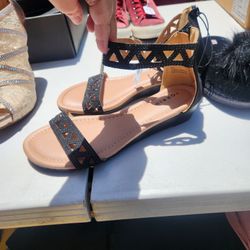 Torrid New Black Sandals Size 9