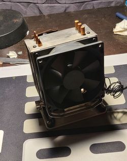 Heatsink and fan