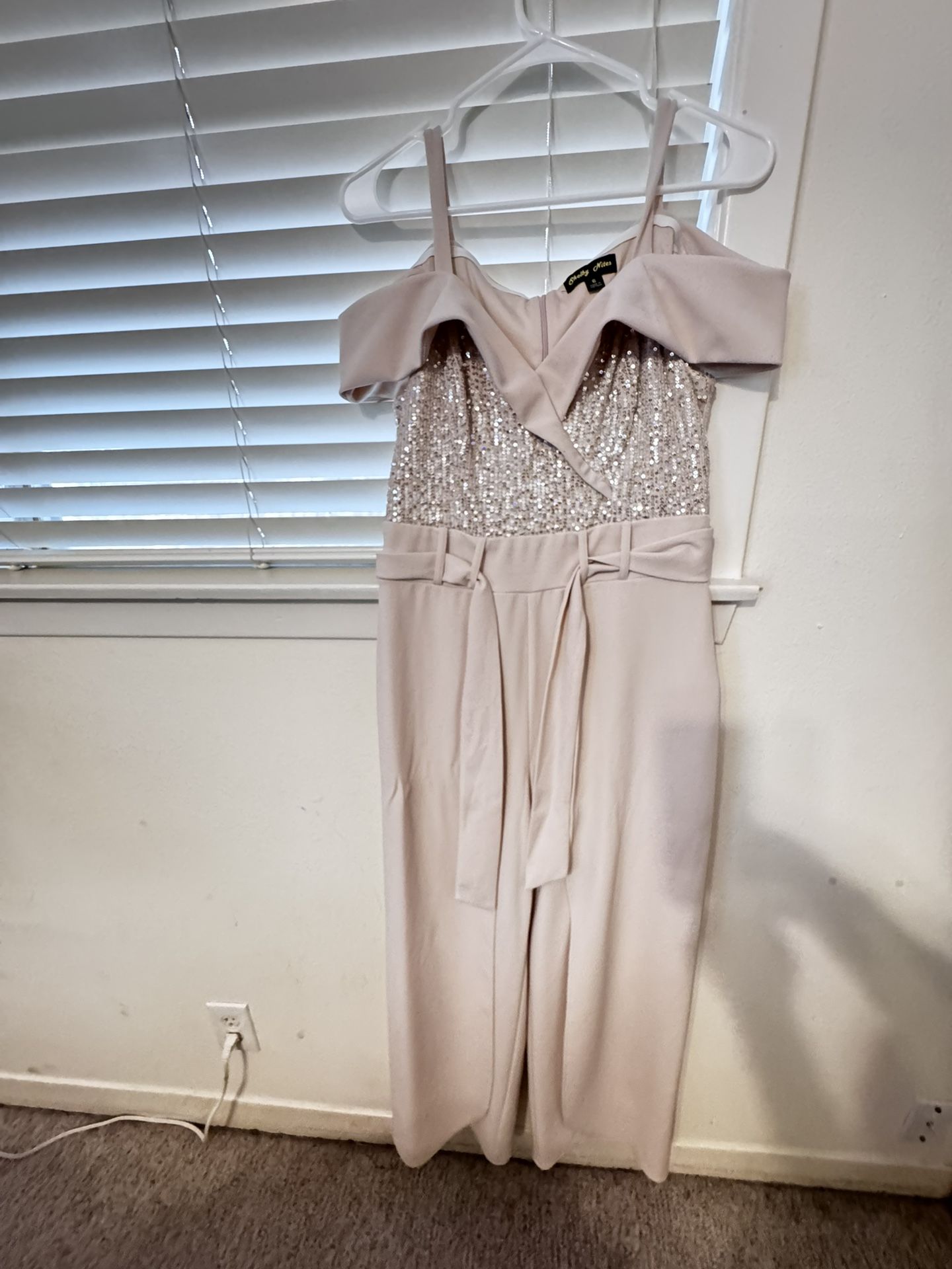 Overol Ho Mono. Con Lentejuelas