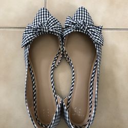 A.N.D Ea Wy Flat Women’s Shoes size 10