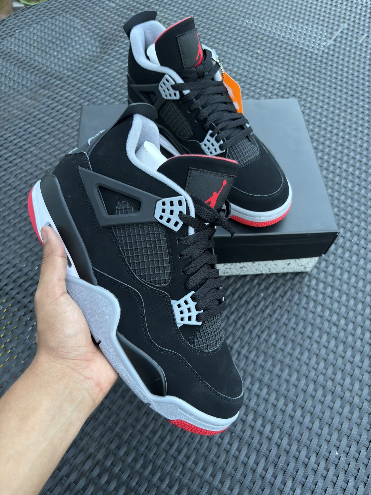 Jordan 4 Bred