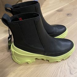 New Sorel Waterproof Chelsea Boot
