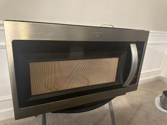 Whirlpool Stainless Steel Microwave 30”. 1000w