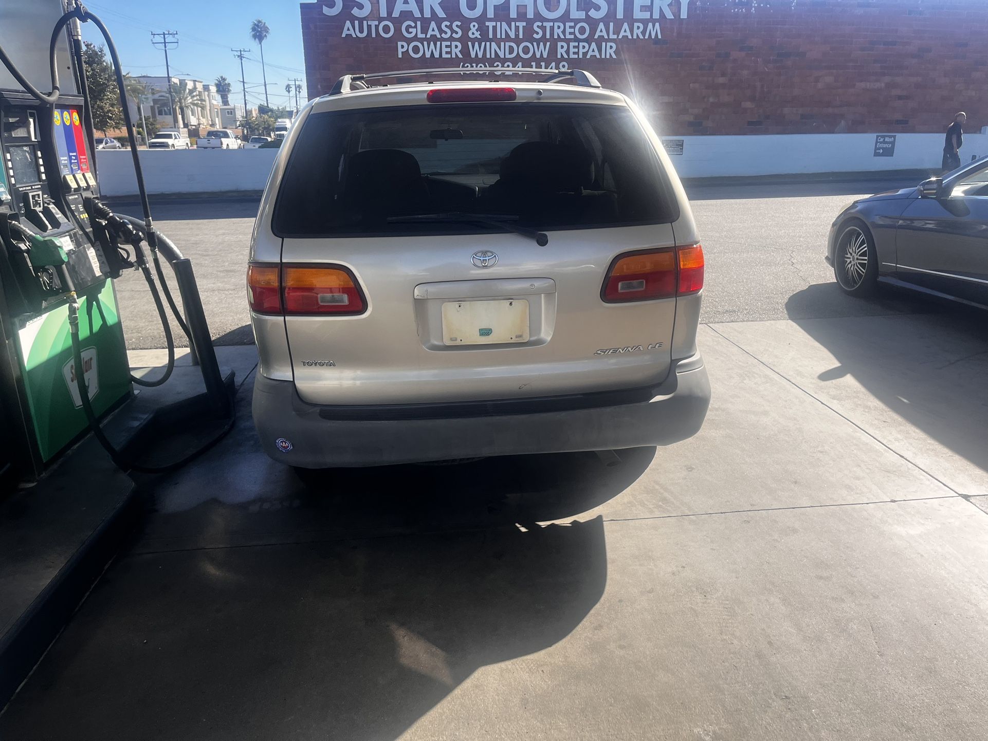 2000 Toyota Sienna