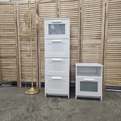 Dresser with nightstand + lamp