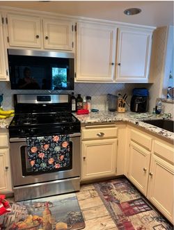 Microwave - Over the Stove with bracket