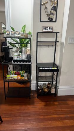 Coffee table/bar