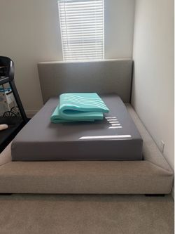 Lotus Queen Bed