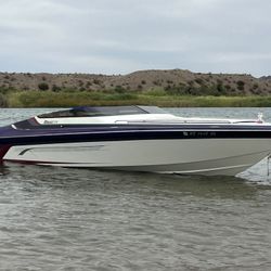 1995 Hallett 270