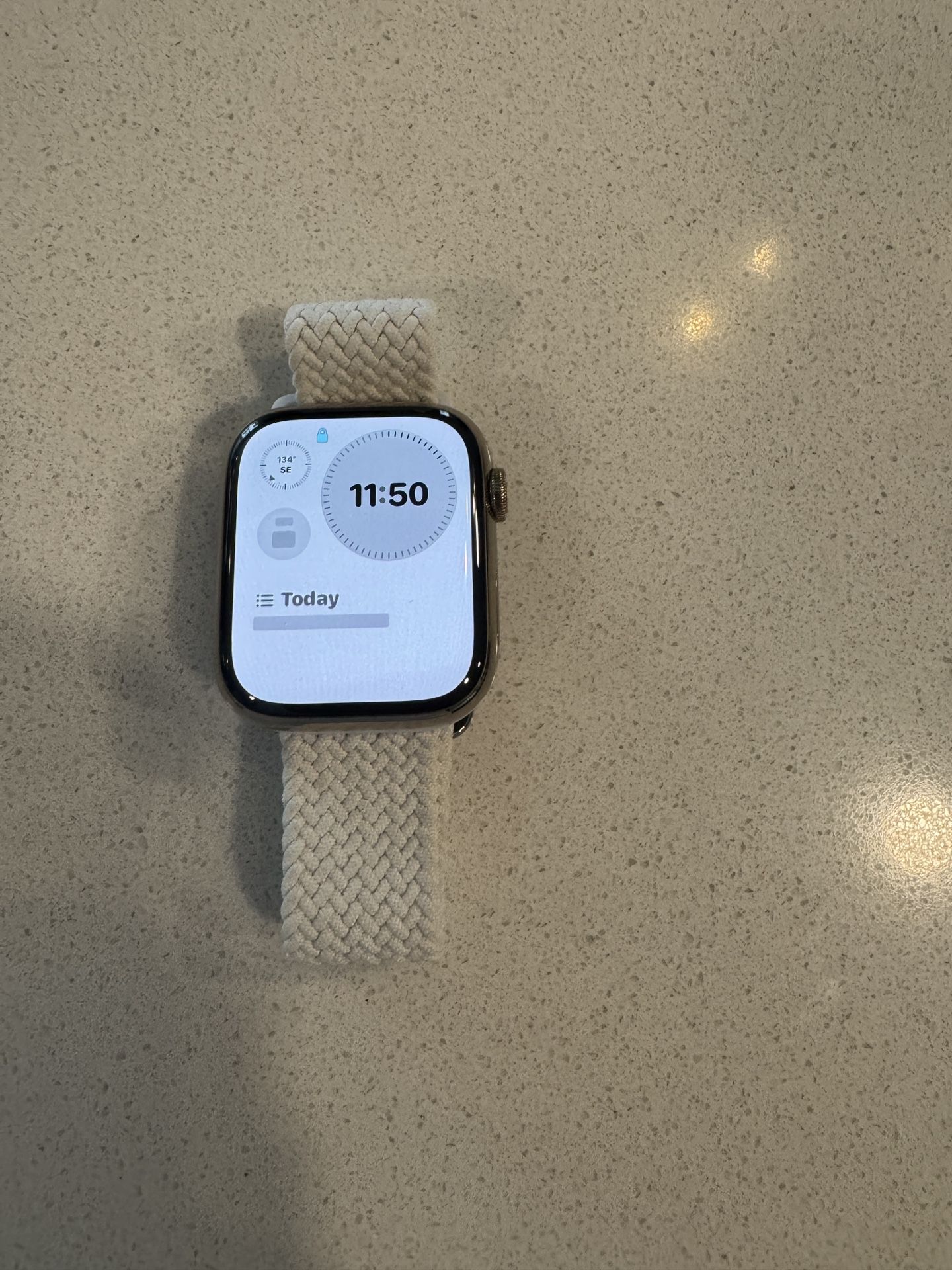 Apple Watch Series 8