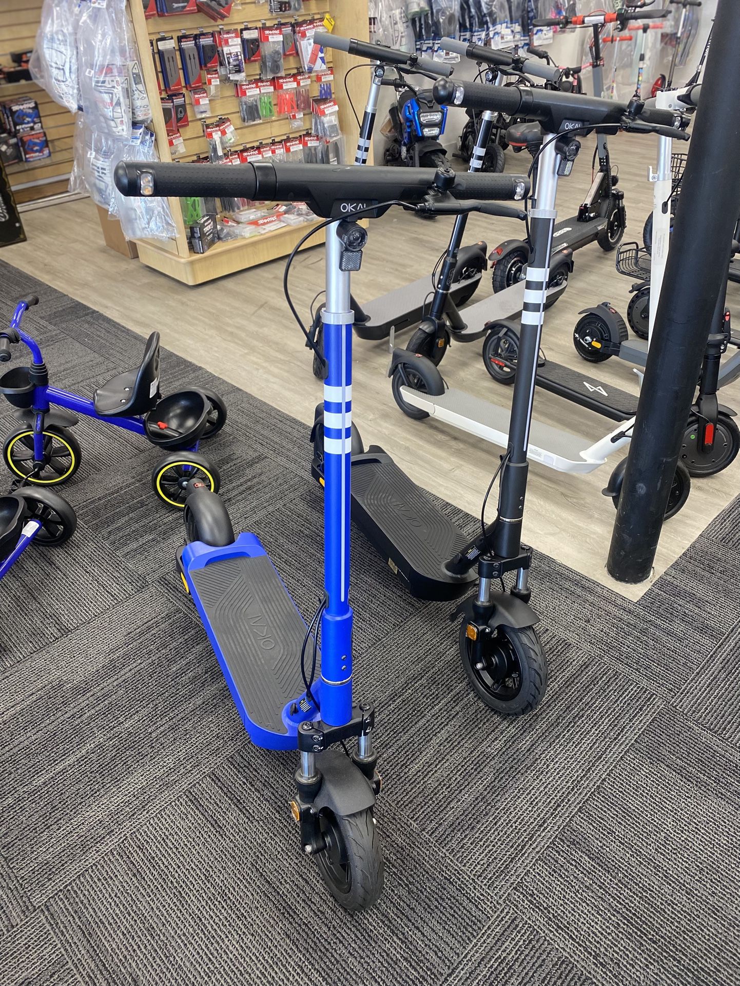 Okai Neon Ultra ES40 Dual Suspension E Scooter